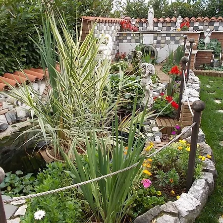 Bed & Breakfast Il Giardino Acquatico *