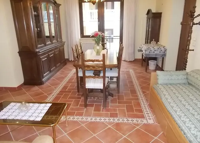 ベッド・アンド・ブレックファスト Il Giardino Acquatico コッピート