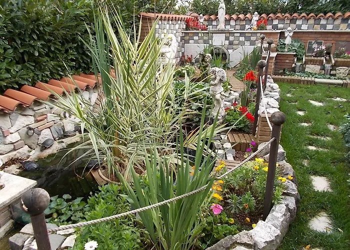 ベッド・アンド・ブレックファスト Il Giardino Acquatico 3*