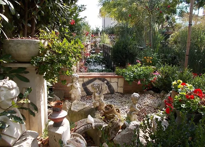 ベッド・アンド・ブレックファスト Il Giardino Acquatico コッピート